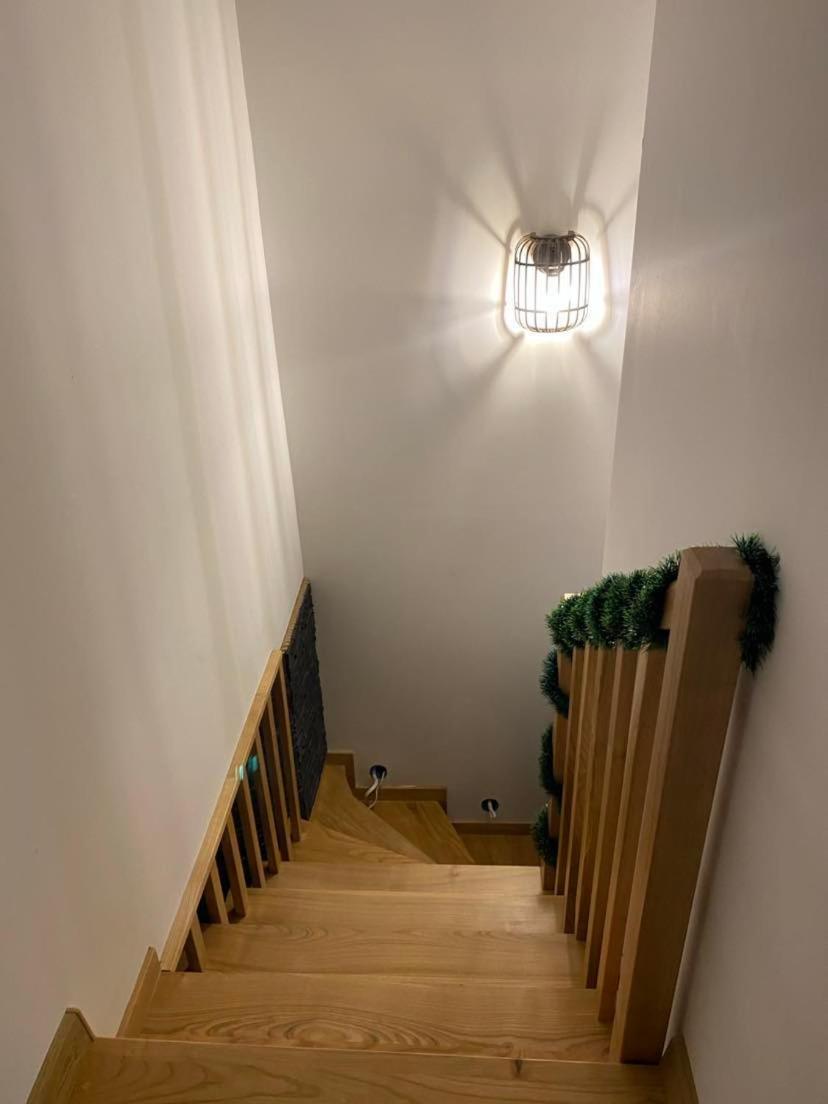 Jaskowa Chata Bieszczady Apartament Z Basenem Baligrod Exterior photo